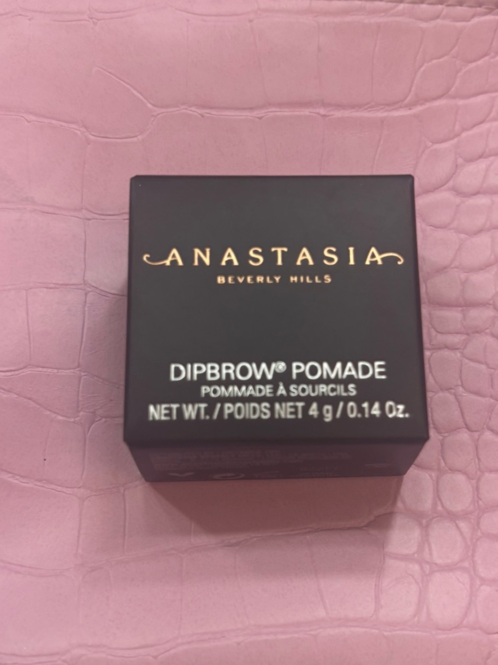 Ebony - Dipbrow by Anastasia Beverly Hills - Waterproof Brow Pomade